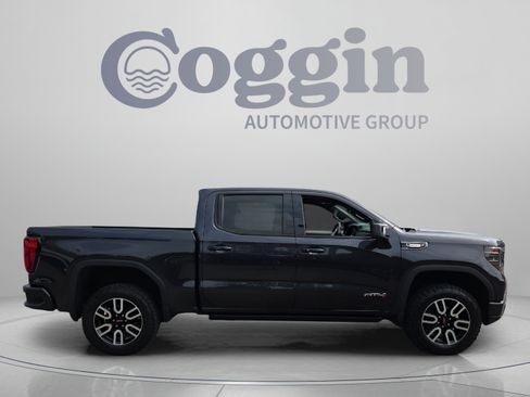 Certified 2025 GMC Sierra 1500 AT4 w/ Technology Package AWD/4WD image 6