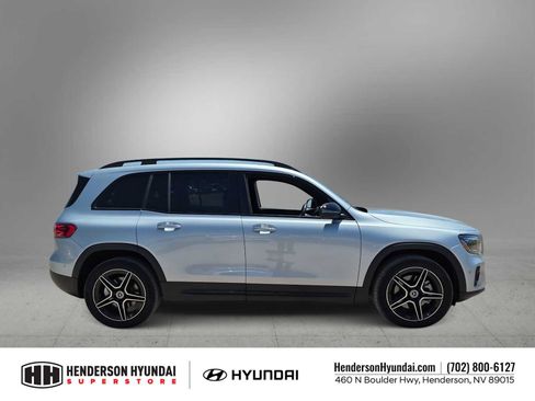 Used 2026 Mercedes-Benz GLB 250 image 9