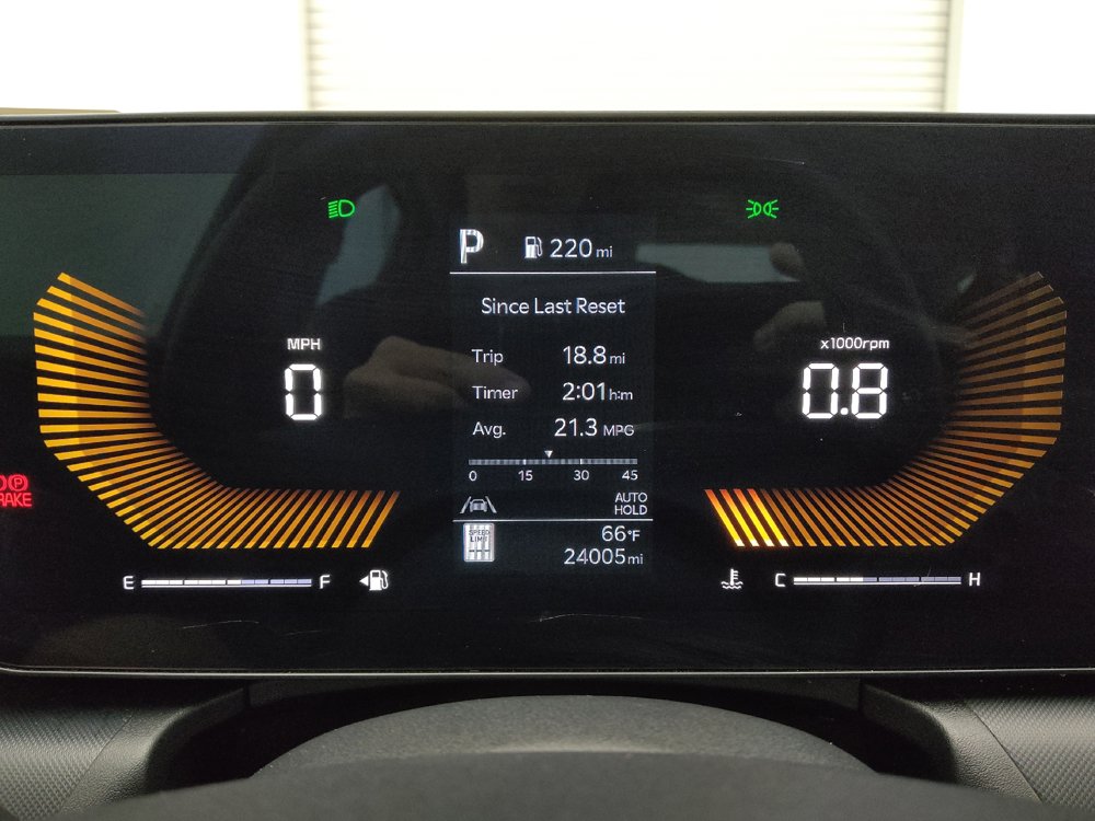 Used 2025 Kia K4 FWD image 23