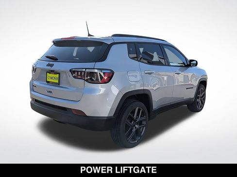 New 2026 Jeep Compass Latitude AWD/4WD image 7