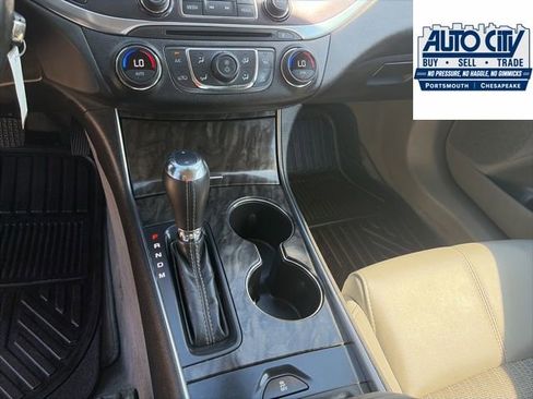 Used 2014 Chevrolet Impala LT w/ Convenience Package FWD image 19