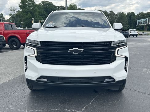 Used 2024 Chevrolet Tahoe RST w/ Luxury Package RWD image 3