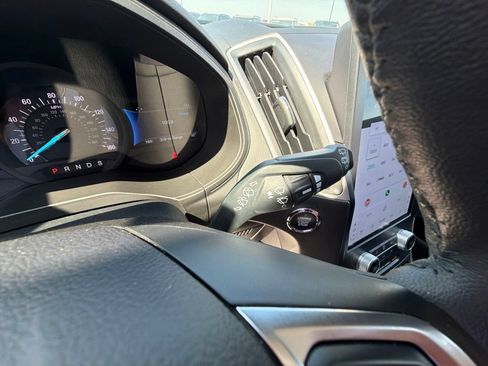 Used 2024 Ford Edge SEL w/ Convenience Package AWD/4WD image 16