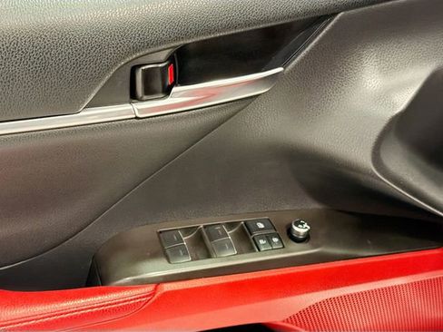 Used 2021 Toyota Camry XSE image 16