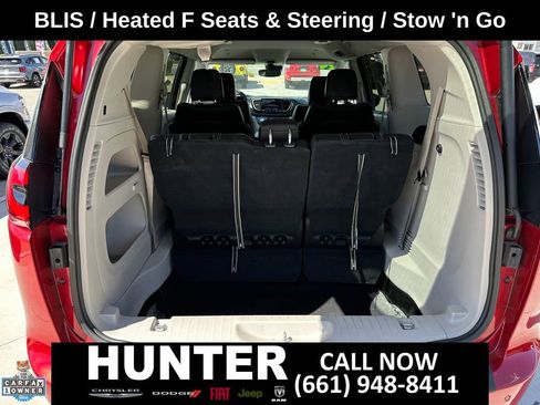 Used 2024 Chrysler Pacifica Touring-L FWD image 52