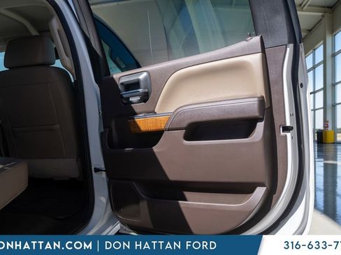 Used 2016 GMC Sierra 1500 SLT w/ SLT Premium Package image 19