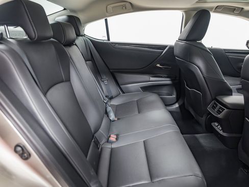 Used 2021 Lexus ES 250 w/ Premium Package image 31