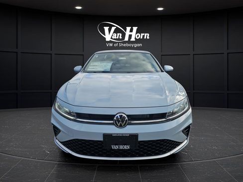 New 2026 Volkswagen Jetta SE image 7