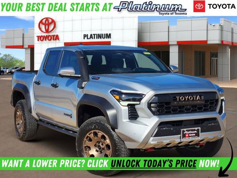 Used 2025 Toyota Tacoma Trailhunter image 1