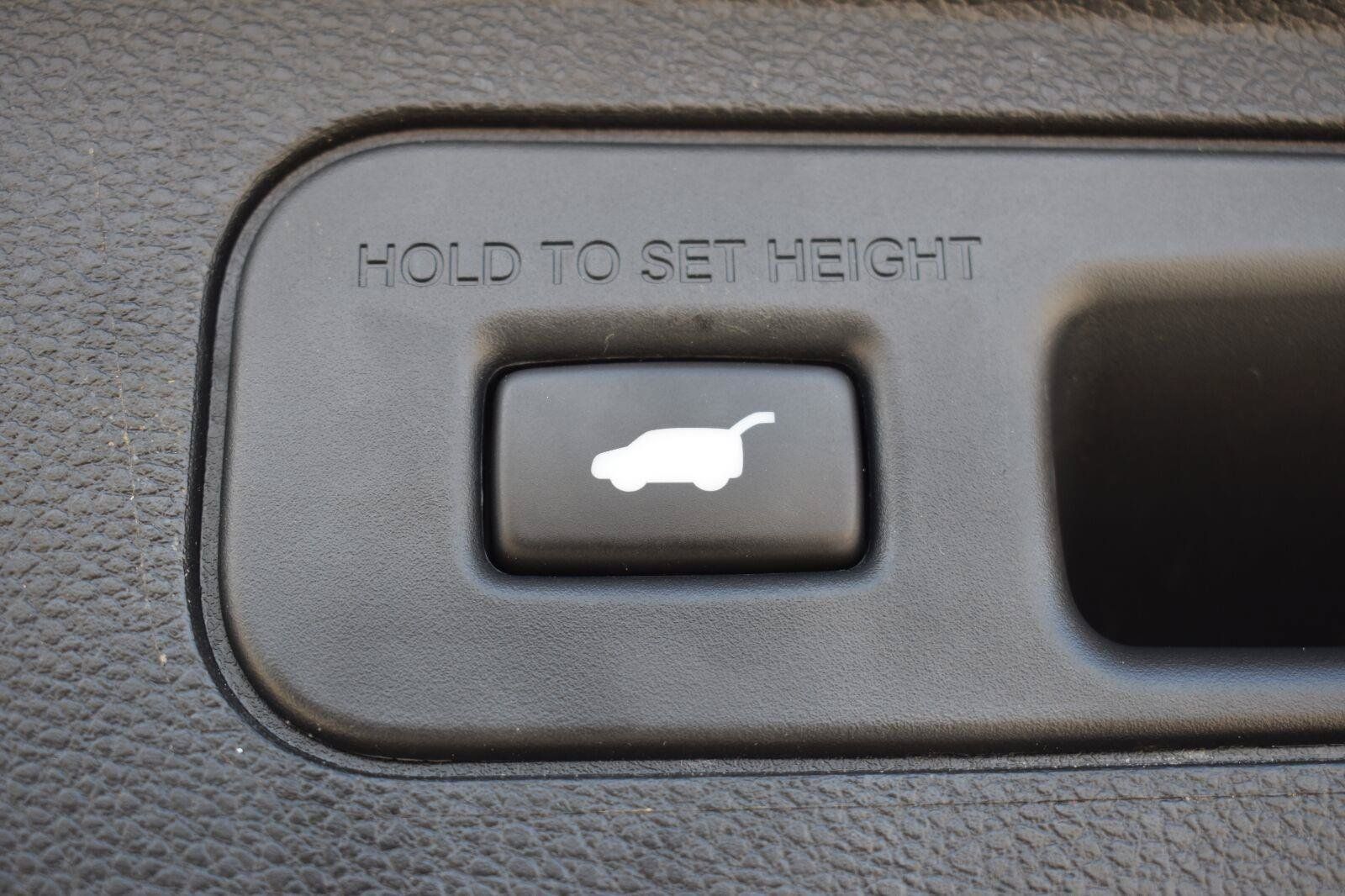 Used 2025 Honda Odyssey Elite image 19