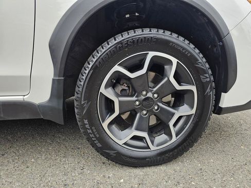 Used 2015 Subaru Crosstrek 2.0i Premium AWD/4WD image 9