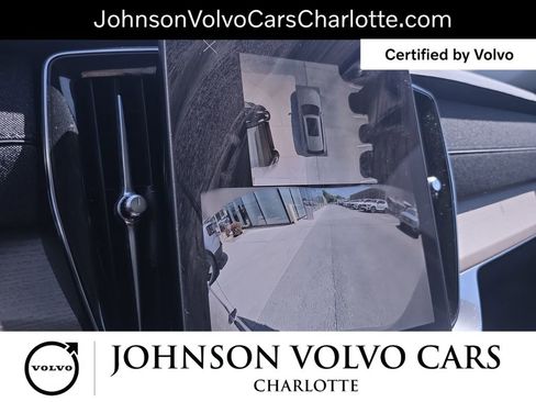 Certified 2025 Volvo XC90 B5 Plus AWD/4WD image 27