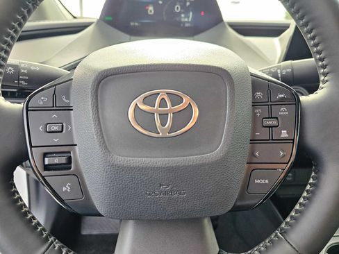 Certified 2026 Toyota Prius XLE FWD image 22