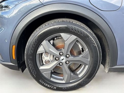 Used 2021 Ford Mustang Mach-E Select w/ Comfort/Technology Package AWD/4WD image 31