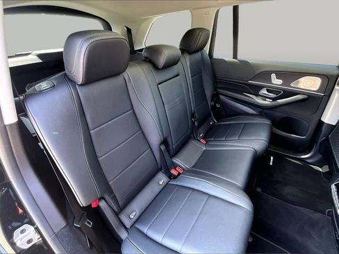 Used 2023 Mercedes-Benz GLS 450 4MATIC image 20