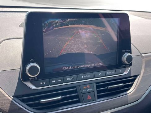 Used 2023 Nissan Altima 2.5 SV FWD image 27