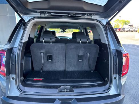 Used 2020 GMC Acadia SLE AWD/4WD image 14