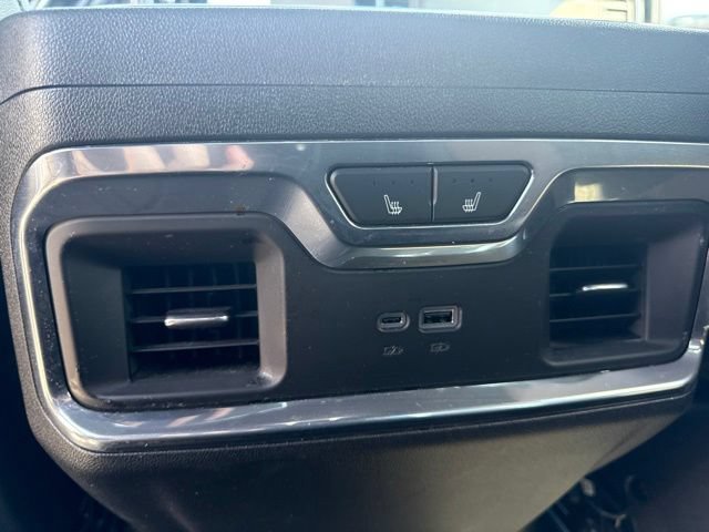 Used 2025 Chevrolet Silverado 3500 High Country w/ High Country Premium Package AWD/4WD image 40