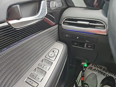 Used 2023 Hyundai Palisade Calligraphy image 21