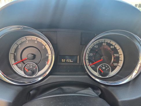 Used 2017 Dodge Grand Caravan SE w/ Power Window Group image 9