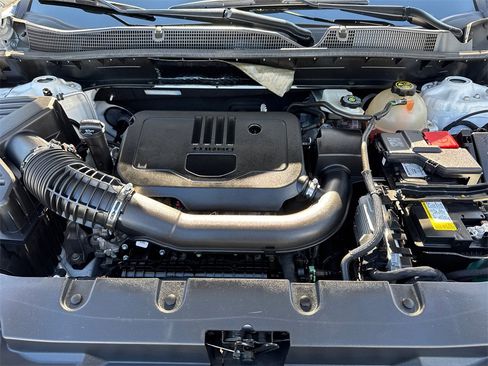 Used 2023 Chevrolet Blazer LT image 8