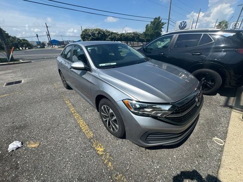Used 2022 Volkswagen Jetta S FWD image 19