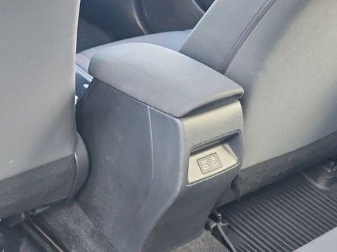 Used 2023 Toyota Corolla LE image 22