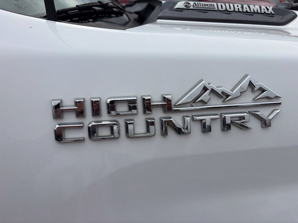 Used 2022 Chevrolet Silverado 3500 High Country w/ Safety Package II AWD/4WD image 25