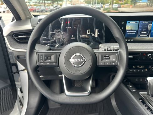 New 2026 Nissan Kicks SV image 23