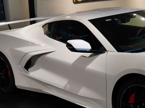 Used 2023 Chevrolet Corvette Stingray Premium Cpe w/ Z51 Performance Package RWD image 37