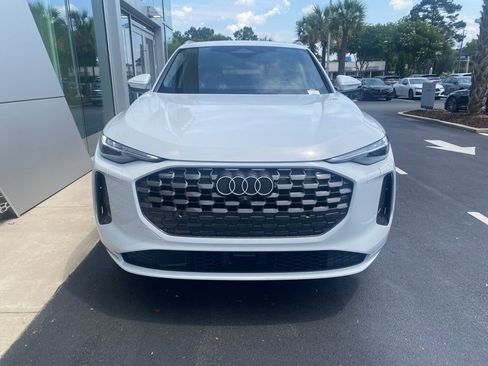 New 2025 Audi Q5 Premium Plus image 2