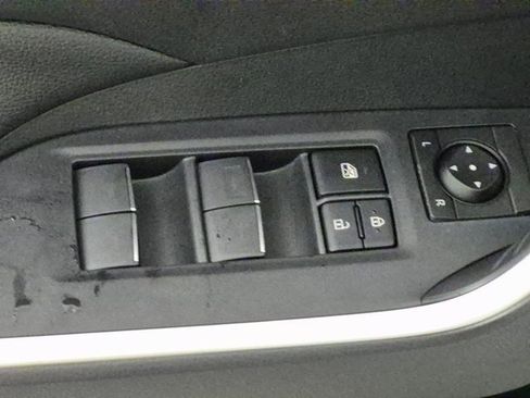 New 2025 Toyota RAV4 SE image 14