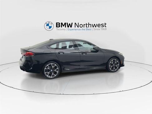 Used 2026 BMW 228i xDrive w/ Technology Package AWD/4WD image 4