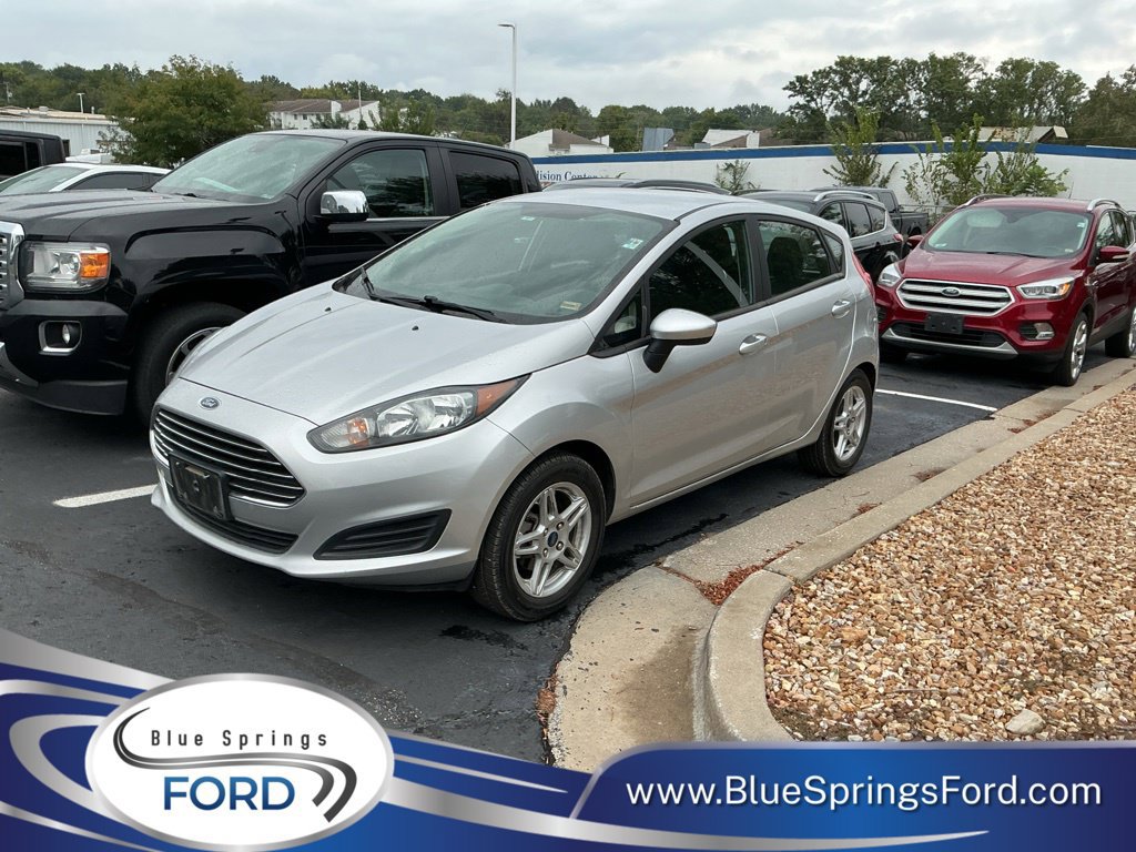 Used 2019 Ford Fiesta SE FWD image 1