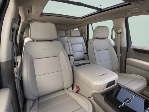 New 2026 GMC Yukon Denali w/ Sun & Power Step Package AWD/4WD image 10