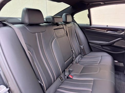 Used 2019 BMW 540i xDrive w/ M Sport Package AWD/4WD image 41