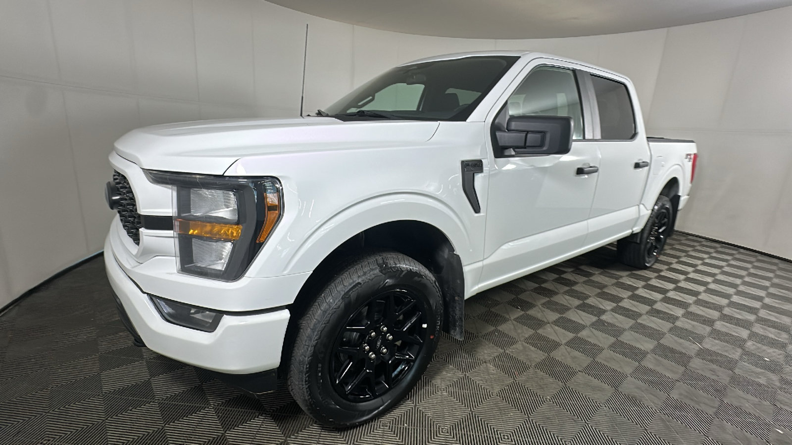 Used 2023 Ford F150 XL w/ Trailer Tow Package AWD/4WD image 7