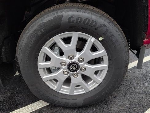 New 2025 Toyota Tacoma SR5 image 5