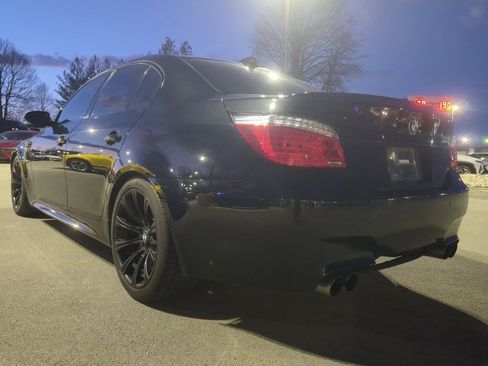 Used 2006 BMW M5 image 3