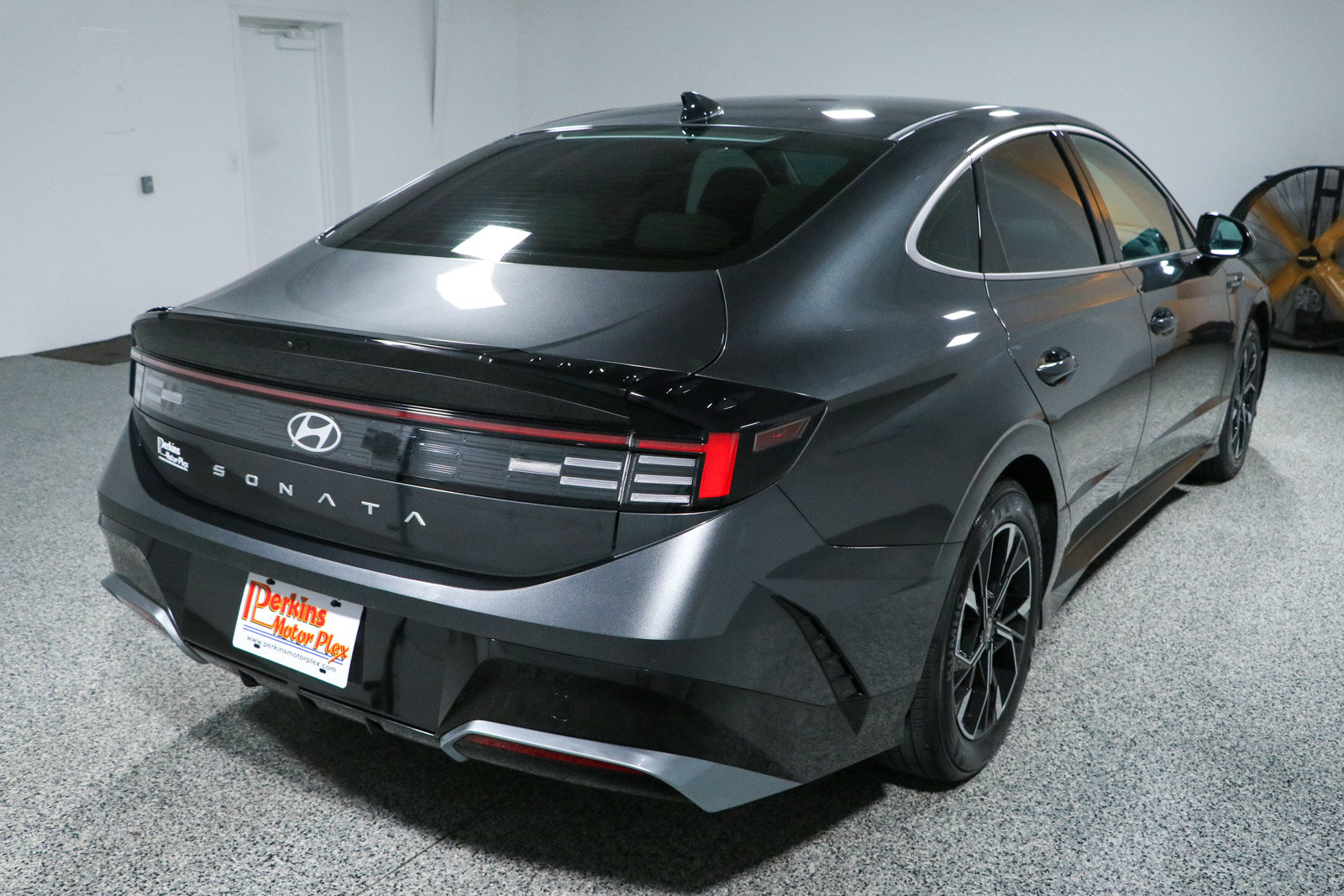 Used 2025 Hyundai Sonata SEL FWD image 7