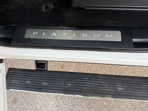 Used 2020 Ford F350 Platinum w/ Snow Plow Prep Package AWD/4WD image 36