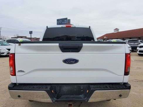 Used 2016 Ford F150 XLT image 8