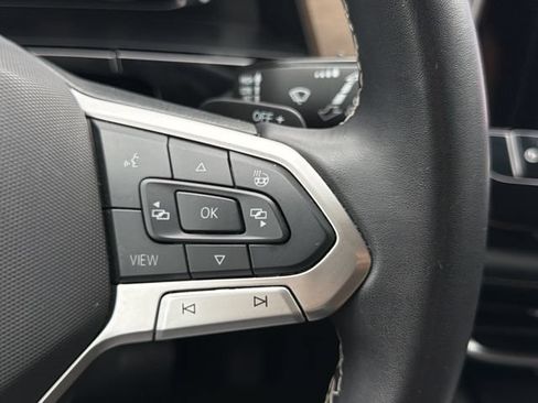Used 2024 Volkswagen Atlas SE AWD/4WD image 21