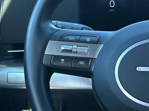 Certified 2025 Hyundai Kona SEL image 21