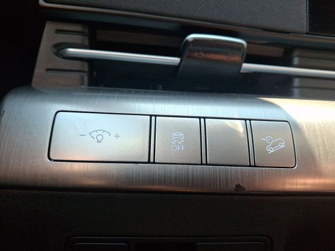 Certified 2024 Hyundai Kona SEL AWD/4WD image 26
