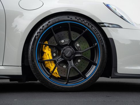 Used 2024 Porsche 911 GT3 image 9