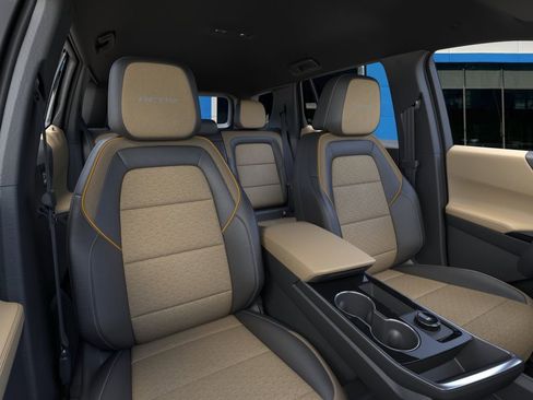 New 2026 Chevrolet Equinox ACTIV w/ Convenience Package III FWD image 16