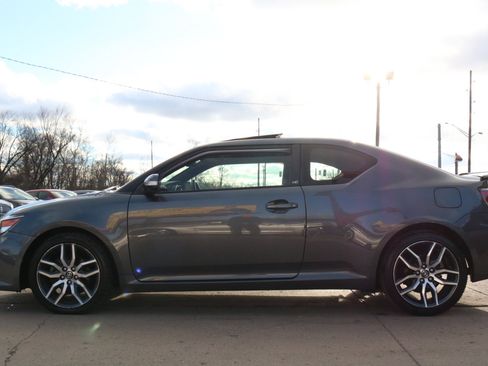 Used 2014 Scion tC image 13