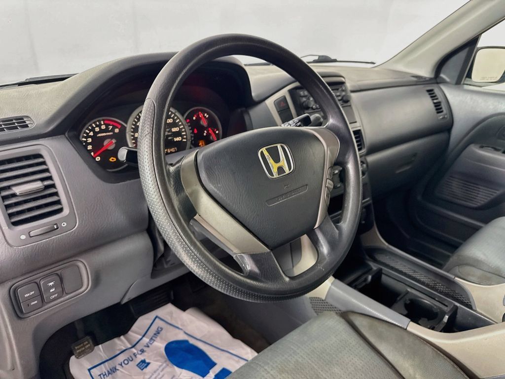 Used 2006 Honda Pilot LX image 10