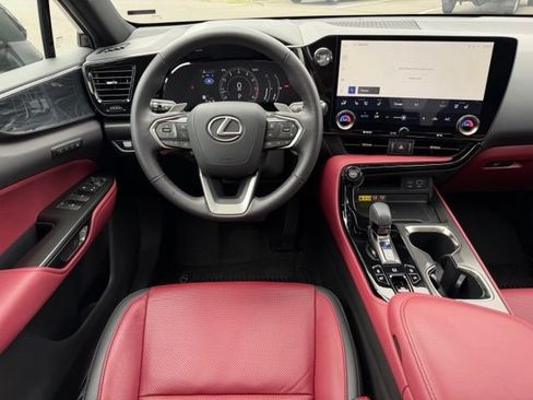Used 2025 Lexus NX 250 AWD w/ Accessory Package (2T) image 12